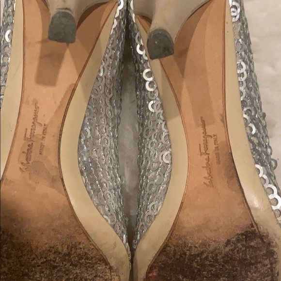 Heels - Picture 5 of 7